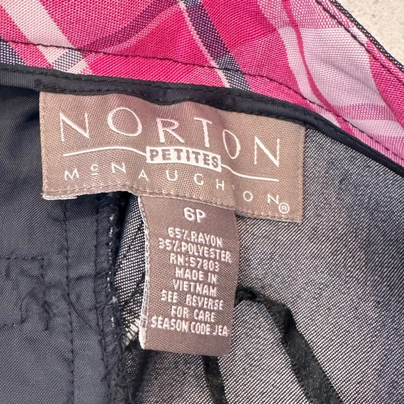 Like New pantsuit Norton McNaughton 6 Petite - Picture 5 of 5